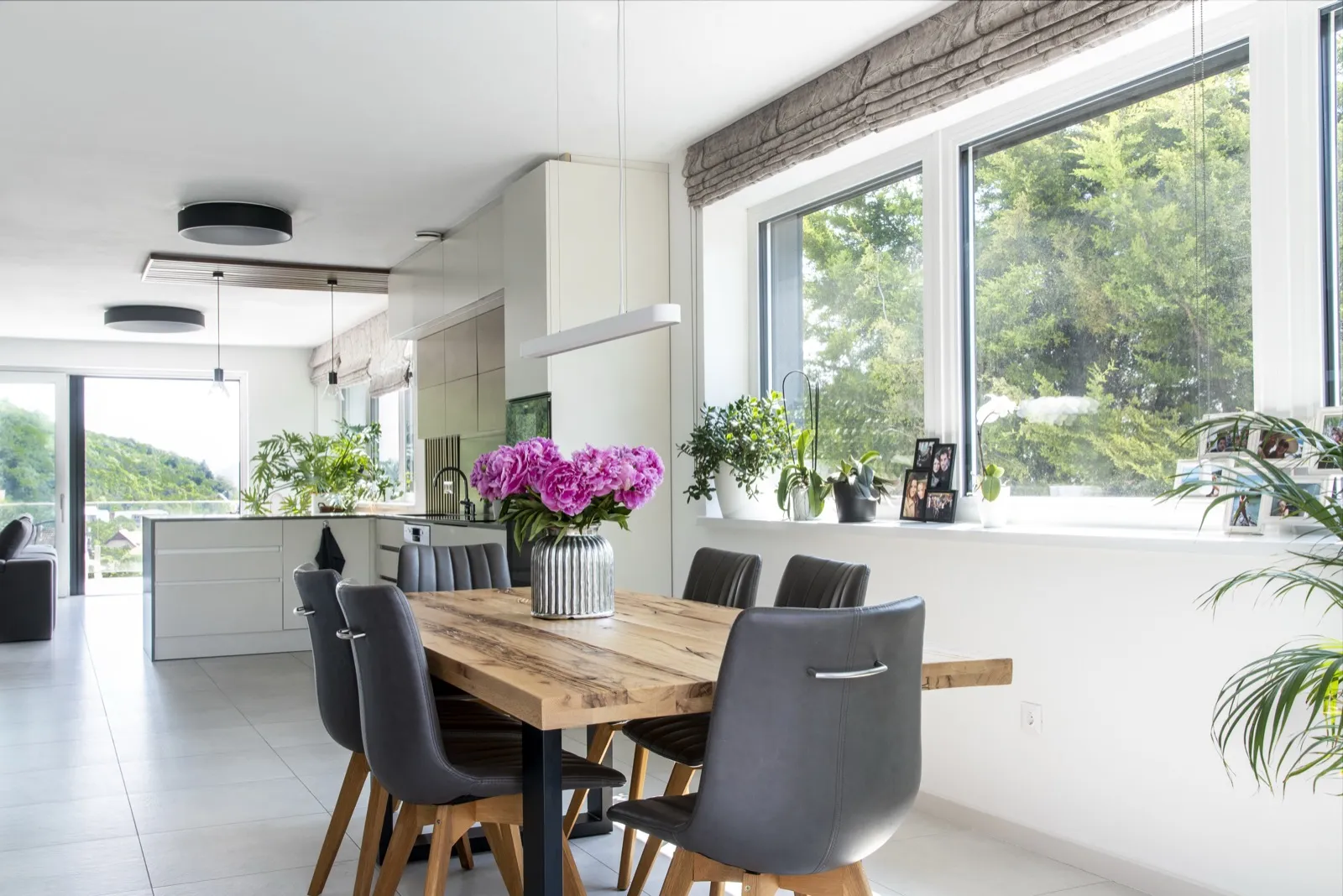 Dark grey countertop with warm wood