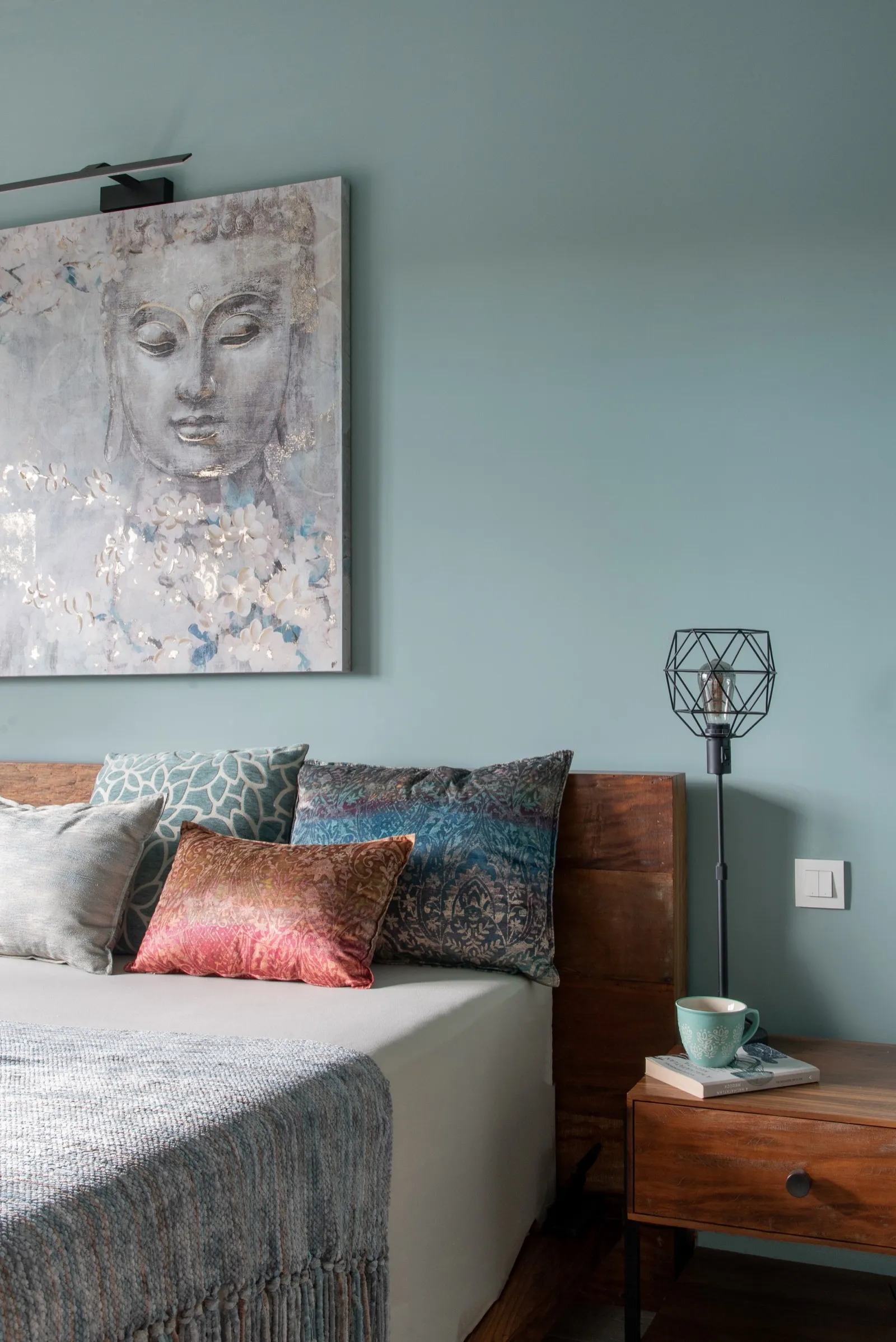 Turquoise kitchen fronts detail