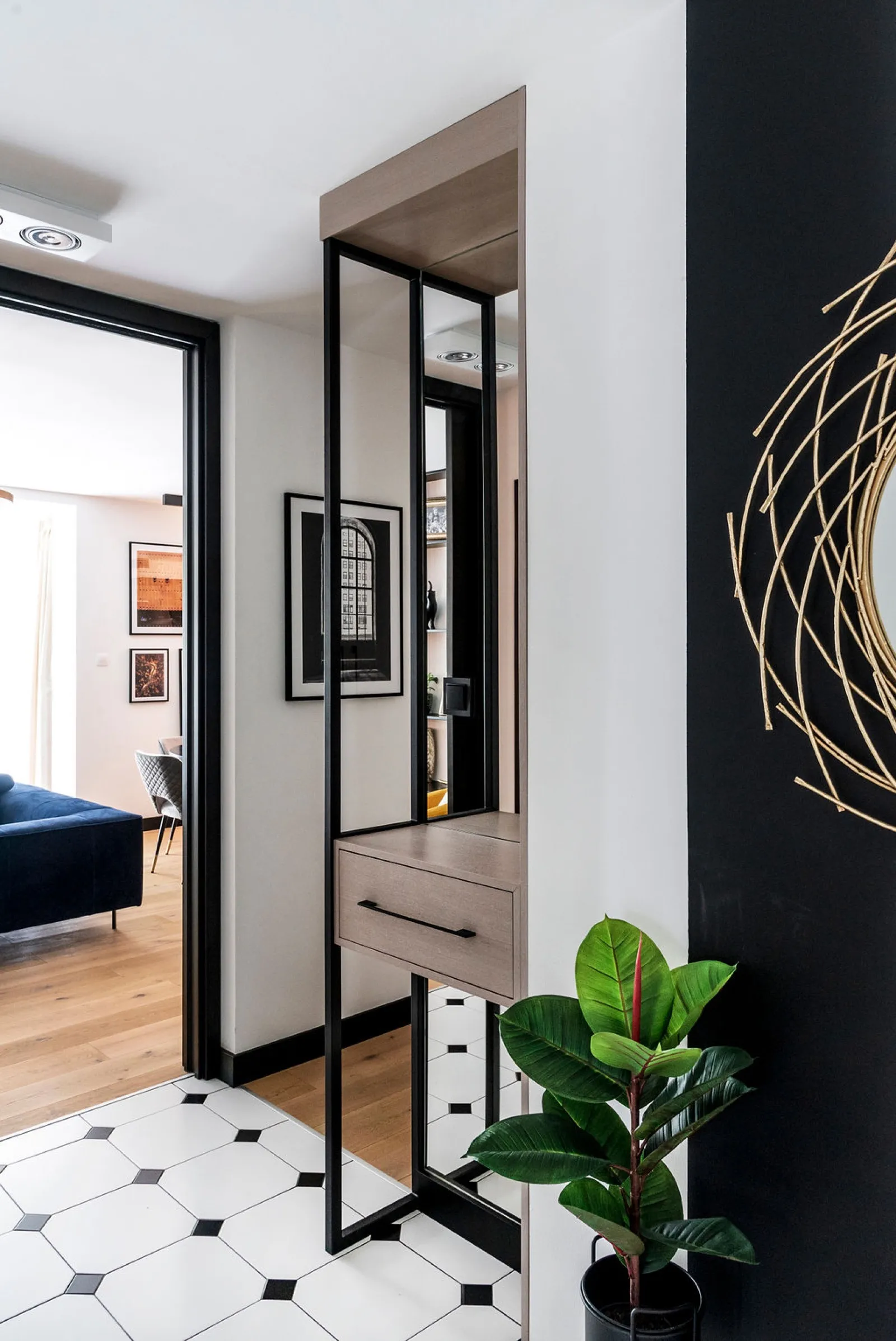 Laser-cut room divider with light play