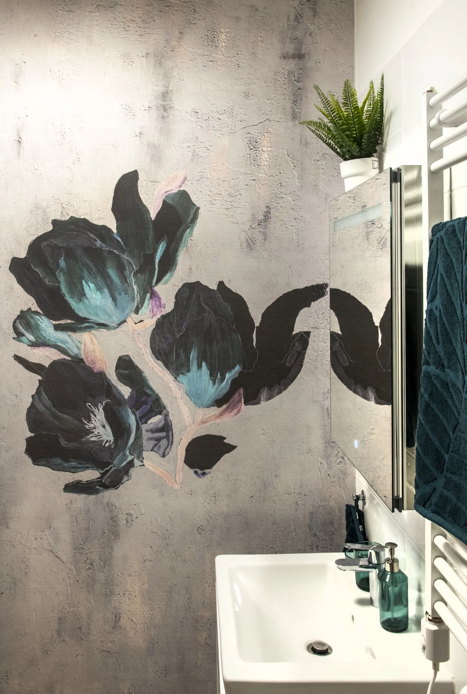 Powder pink girl's room