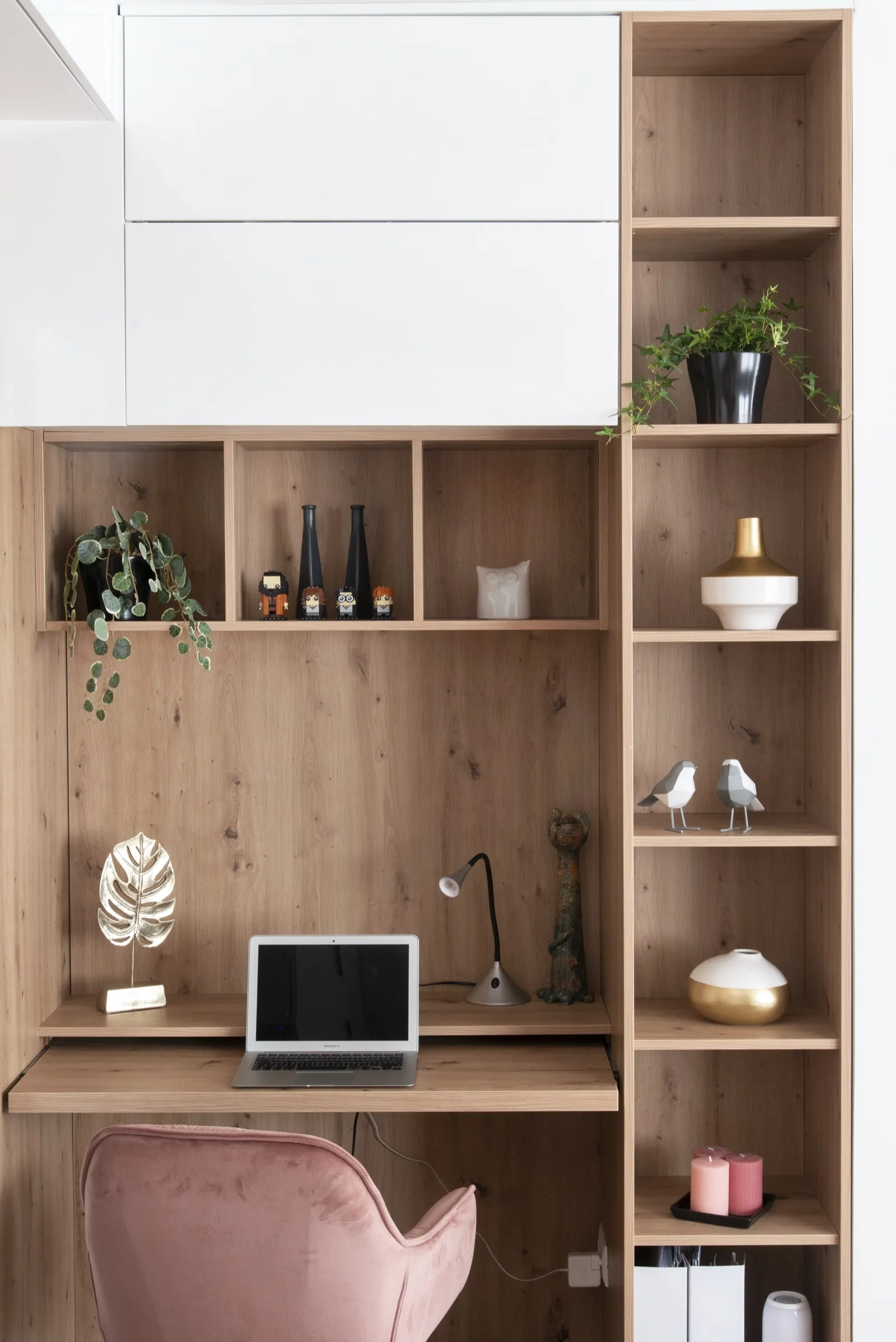 Winking dots on the children's wall